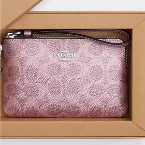 NEW Coach Boxed Corner Zip Wristlet Including Gift Box Pink